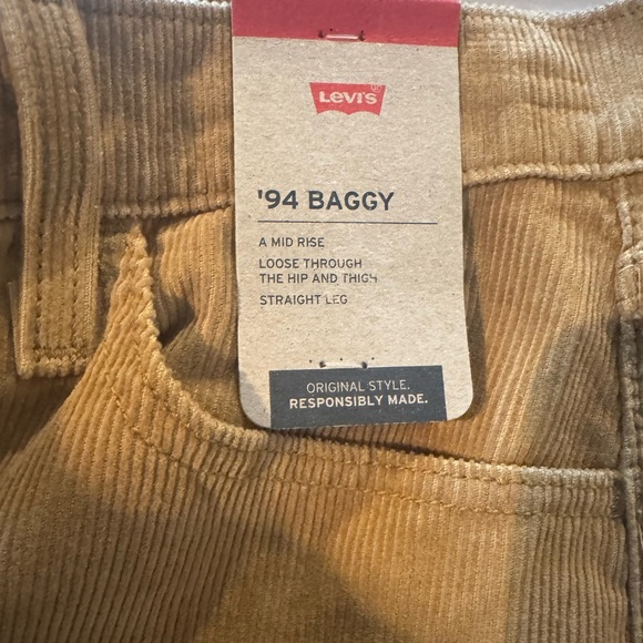 Levi's Women's Mid Rise 94 Baggy Corduroy Jeans Sz 29 - NWT - Picture 5 of 9